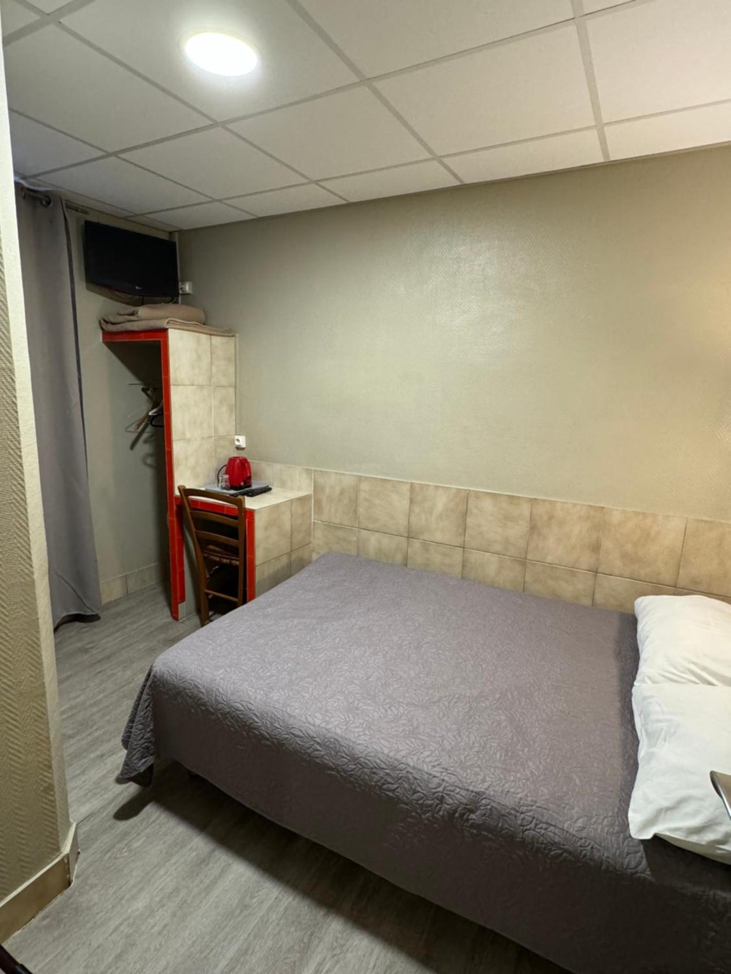Hotel Jarry Confort Paryż Zewnętrze zdjęcie
